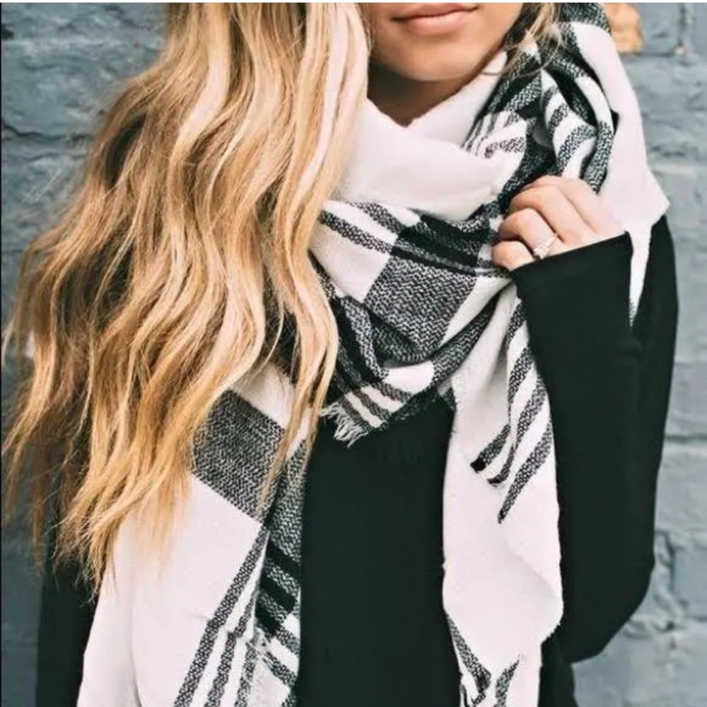 Plaid Wrap Scarf - Picture 2 of 7